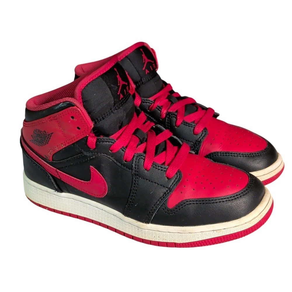 Nike Air Jordan 1 Mid GS Shoes Youth Size 4.5Y Kids Black Red White DQ8423-060